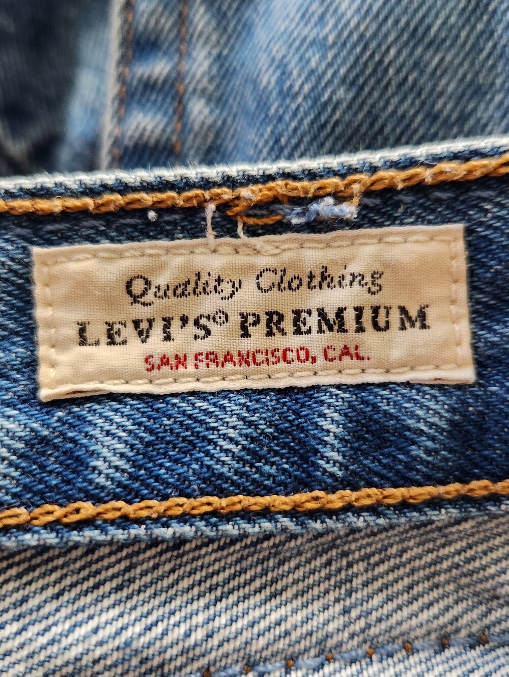Levi's 501 Cut Off Blue Denim Shorts Distressed Frayed Button Fly Women Size 26 - Picture 8 of 13